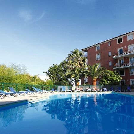 Residence 4 Etoiles Port Marine 圣马克西姆 外观 照片