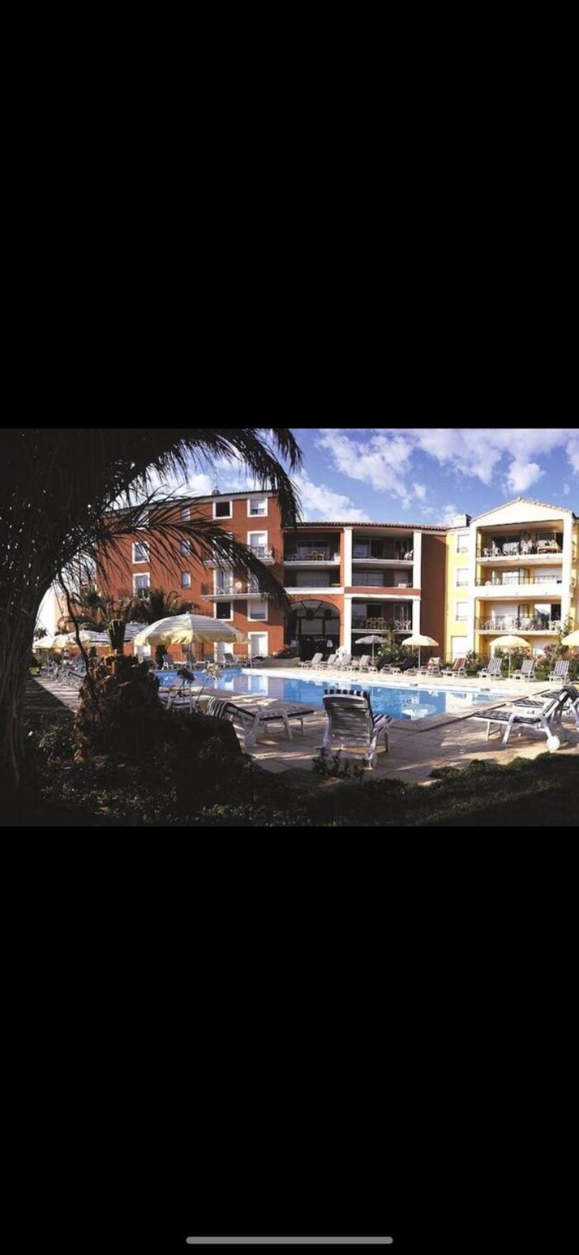 Residence 4 Etoiles Port Marine 圣马克西姆 外观 照片